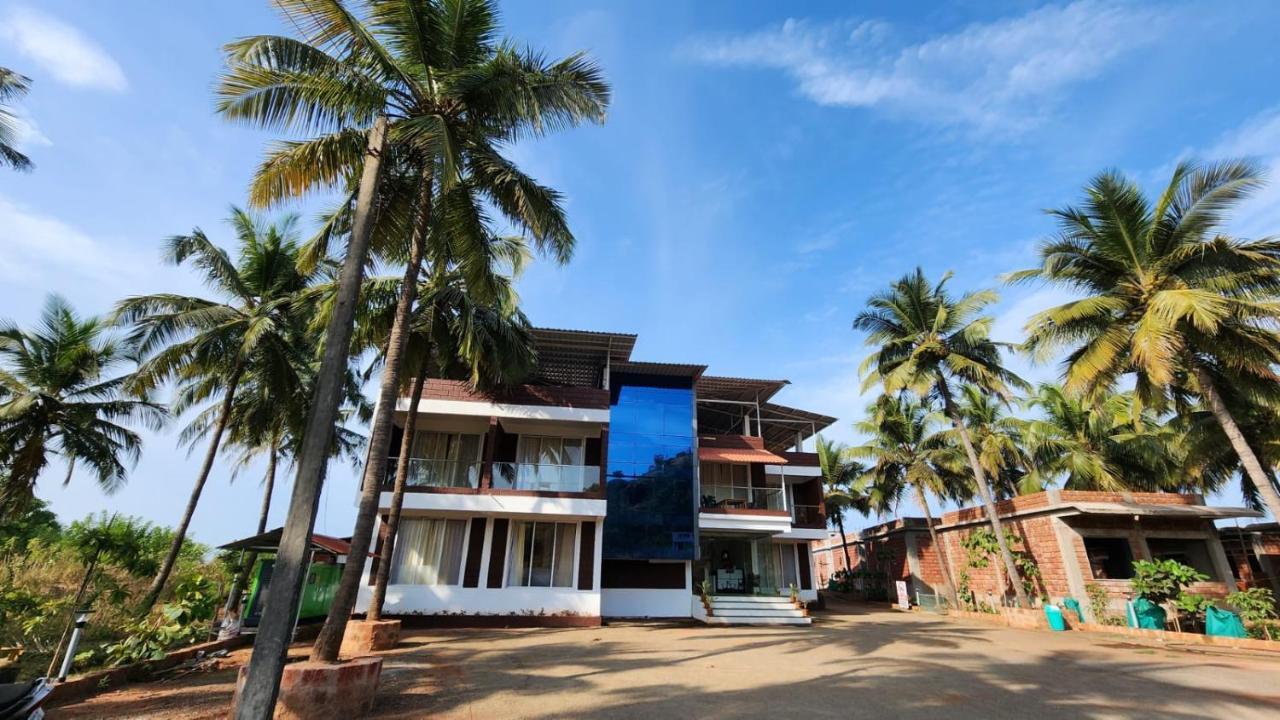 Coastal Bay Beach Resort Harnai Экстерьер фото