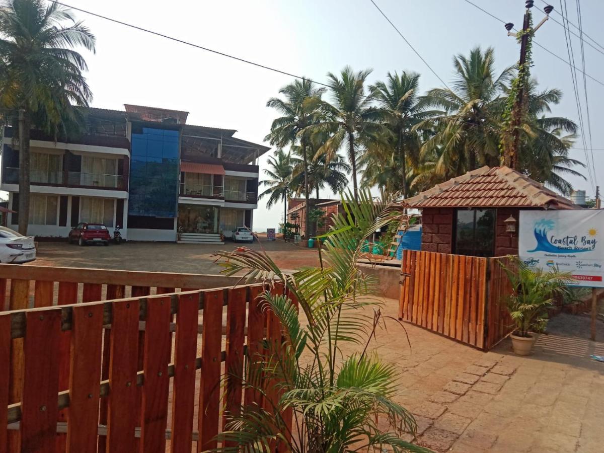 Coastal Bay Beach Resort Harnai Экстерьер фото